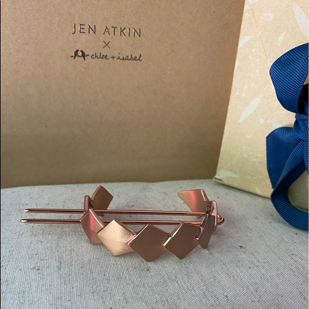 💥💥 NWOT Jen Atkin x Chloe + Isabel Bun Cuff